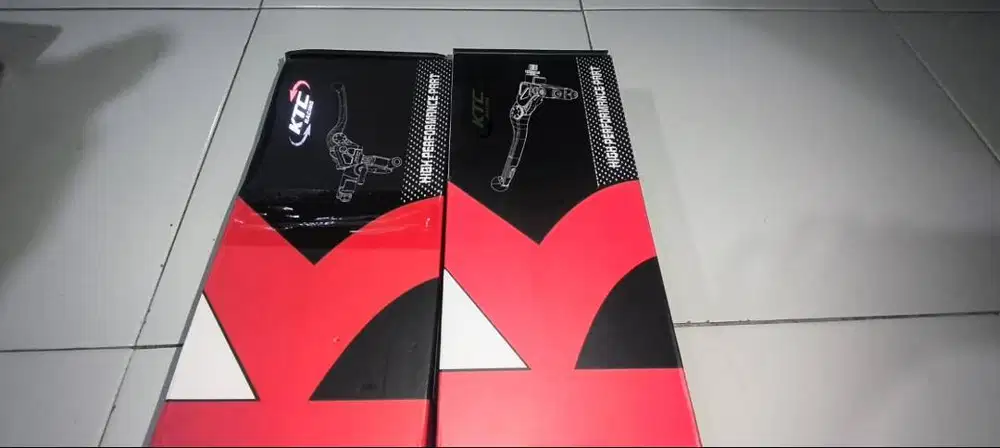 motor sepatu sandal tas anak celana sepatu baru