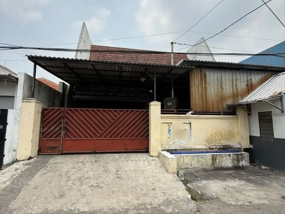GUDANG MURAH ‼Jalan MANYAR SAMBONGAN Second Road Raya Menur*hadap utara