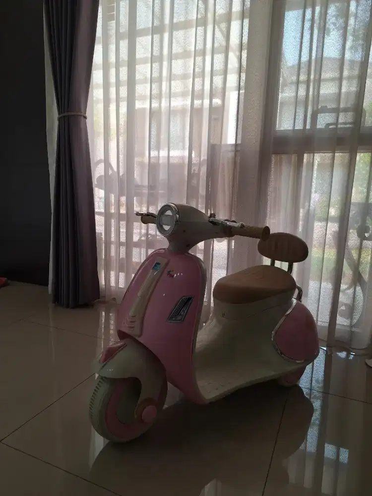 Sepeda Motor listrik Anak