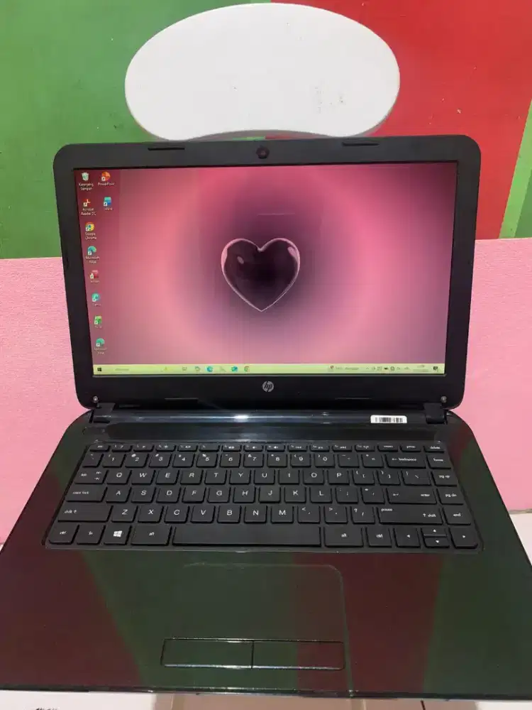 Laptop merk HP 14