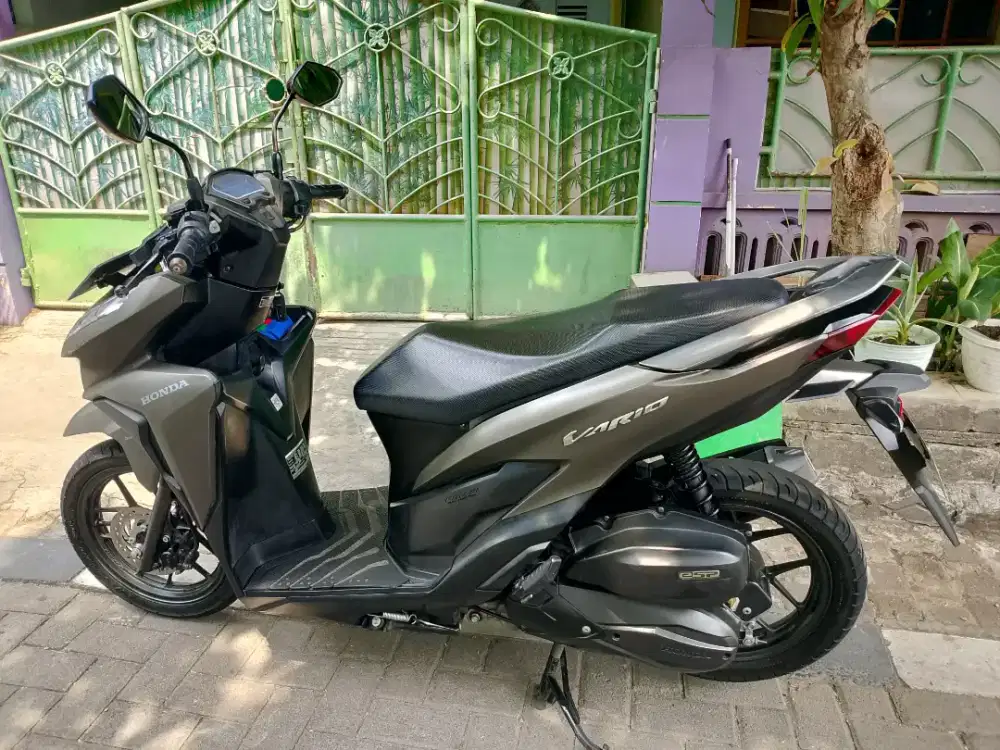 Di jual unit vario 125 led type iss tahun 2020