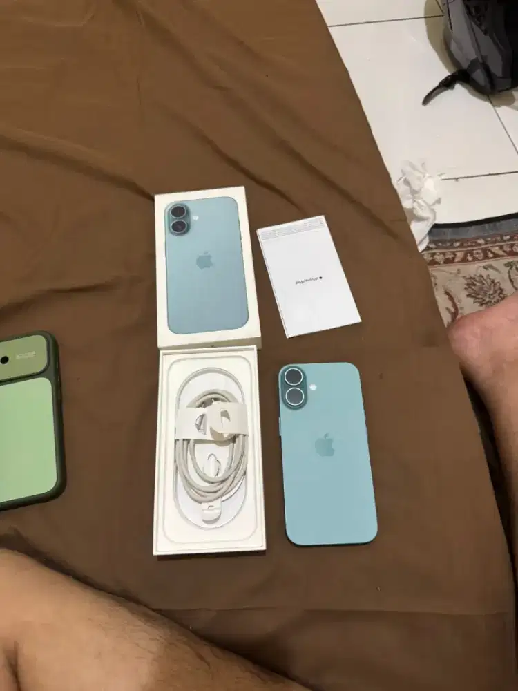 Iphone 16 128 ex ibox