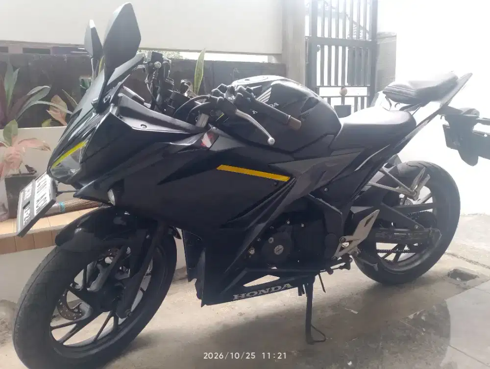 Jual Motor CBR 150R Tahun 2016