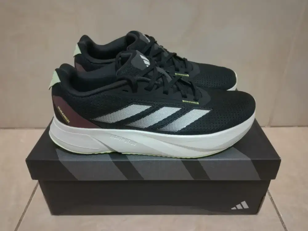 Sepatu Running Original Adidas