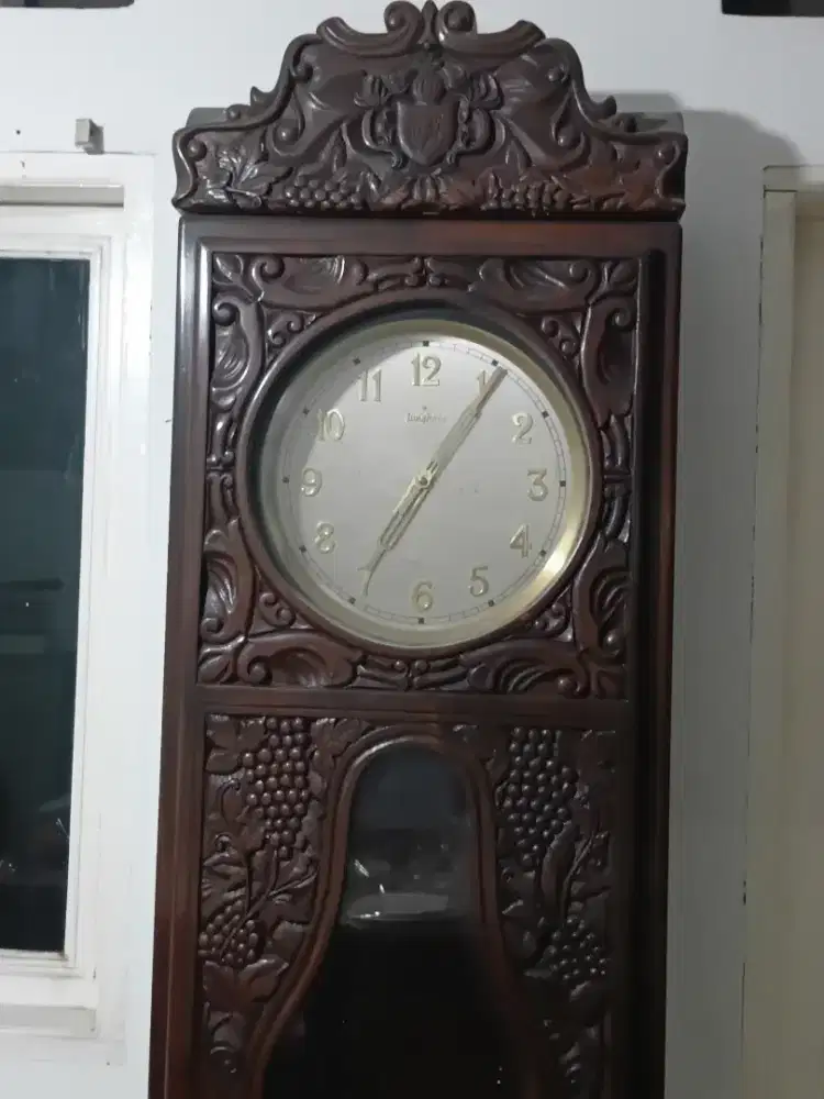 Jam Antik edisi khusus