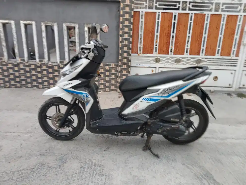 Honda beat F1 ECO thn 2017 siap pakai pajak panjang plat 2027