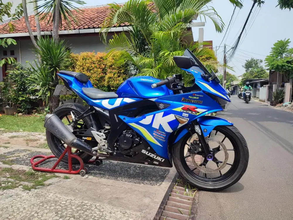 SUZUKI GSX 150R TAHUN 2017