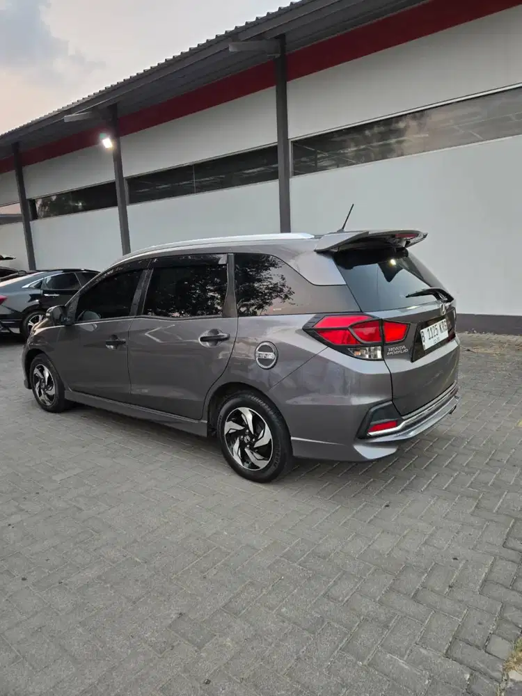 Mobilio RS 2014 Sporty & Keluarga – DP Ringan, Cicilan Fleksibel