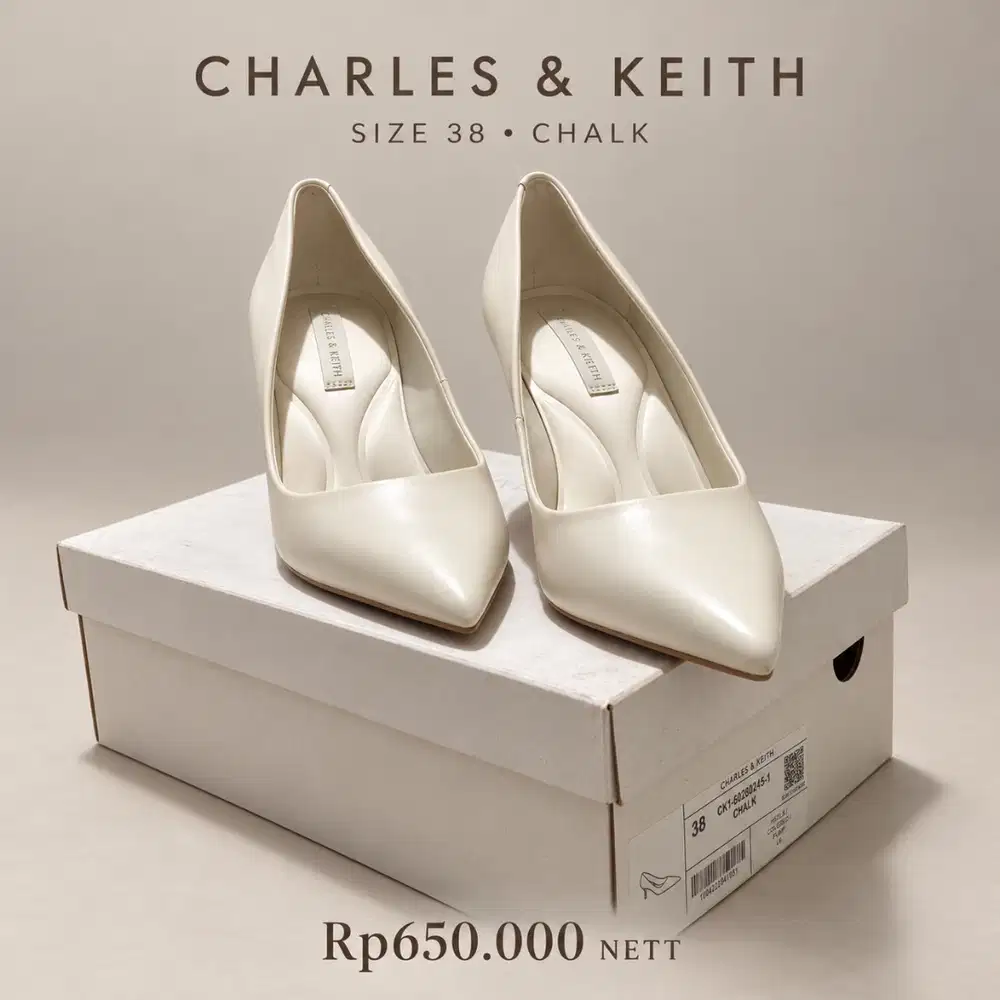 Charles & Keith Heels Wanita Chalk Size 38 – Rp650.000 NETT