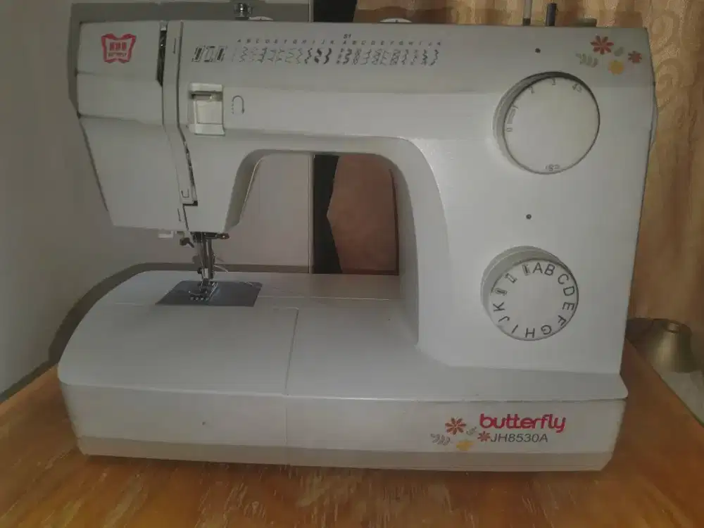 Mesin Jahit Portable Butterfly Type JH8530A dengan 23 pola jahitan