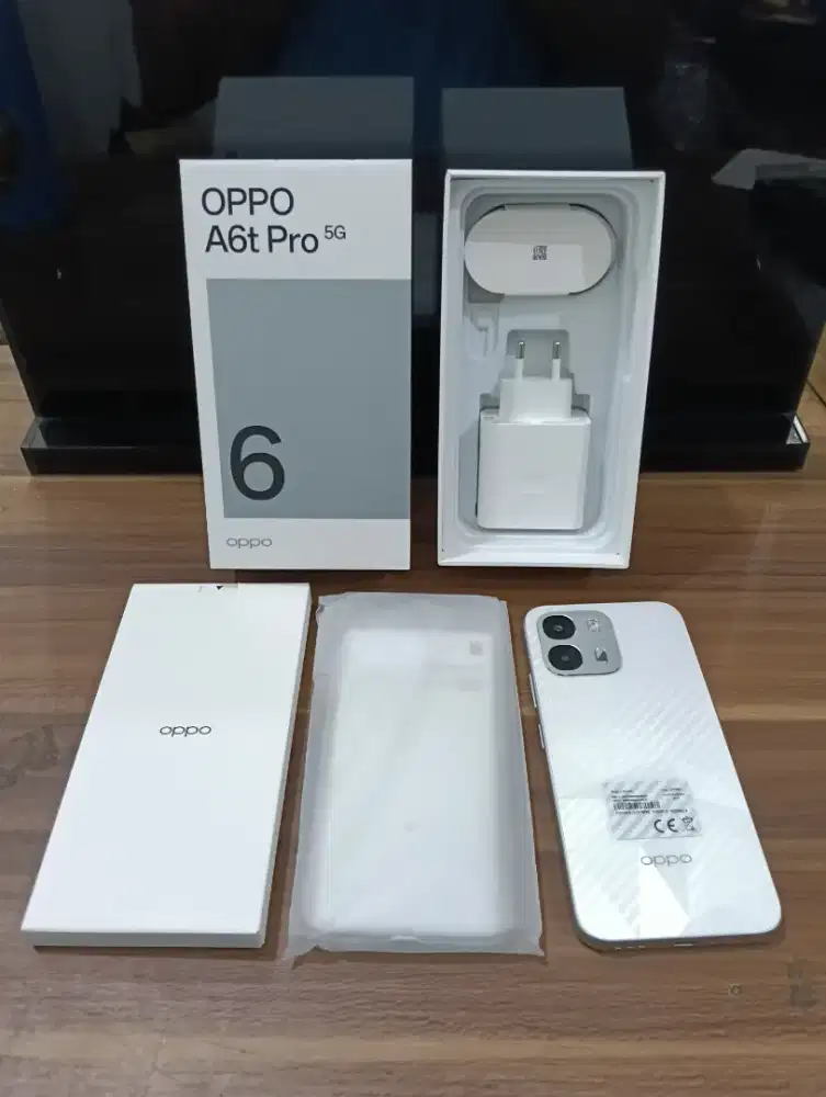 Oppo A6t pro 5G ram 8/256 GB seken murah dan masih bagus