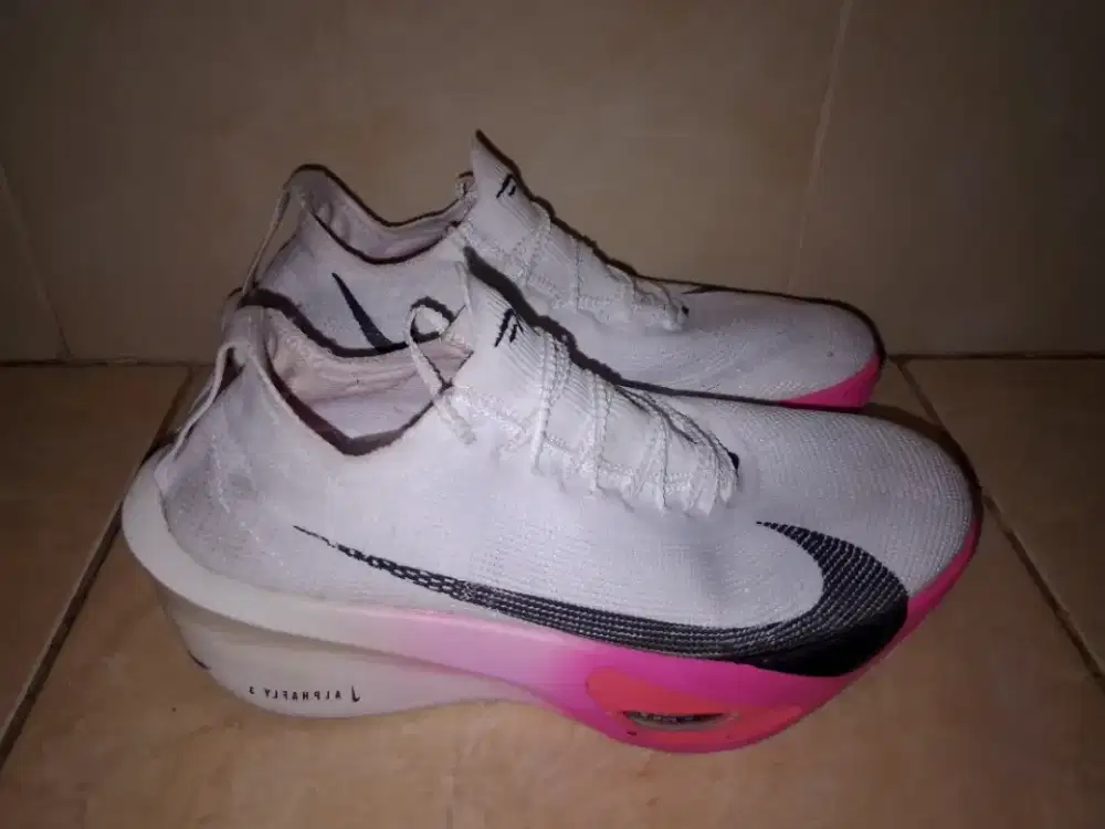Sepatu Running Lari