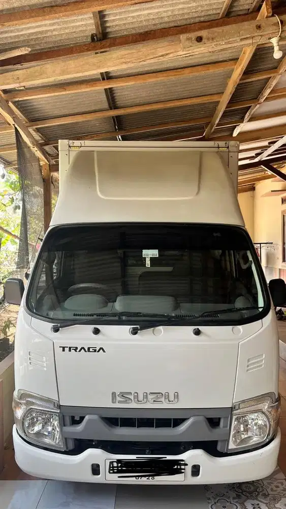 Isuzu Traga Box Jumbo