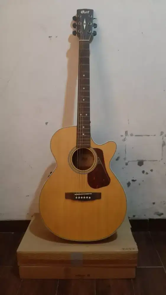 Gitar Akustik Elektirk Cort L100F NS