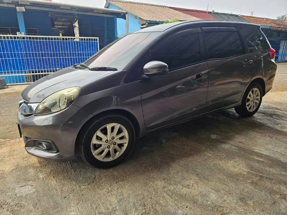 Mobilio E matic 2016