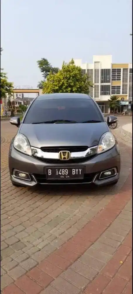 honda mobilio (2014)