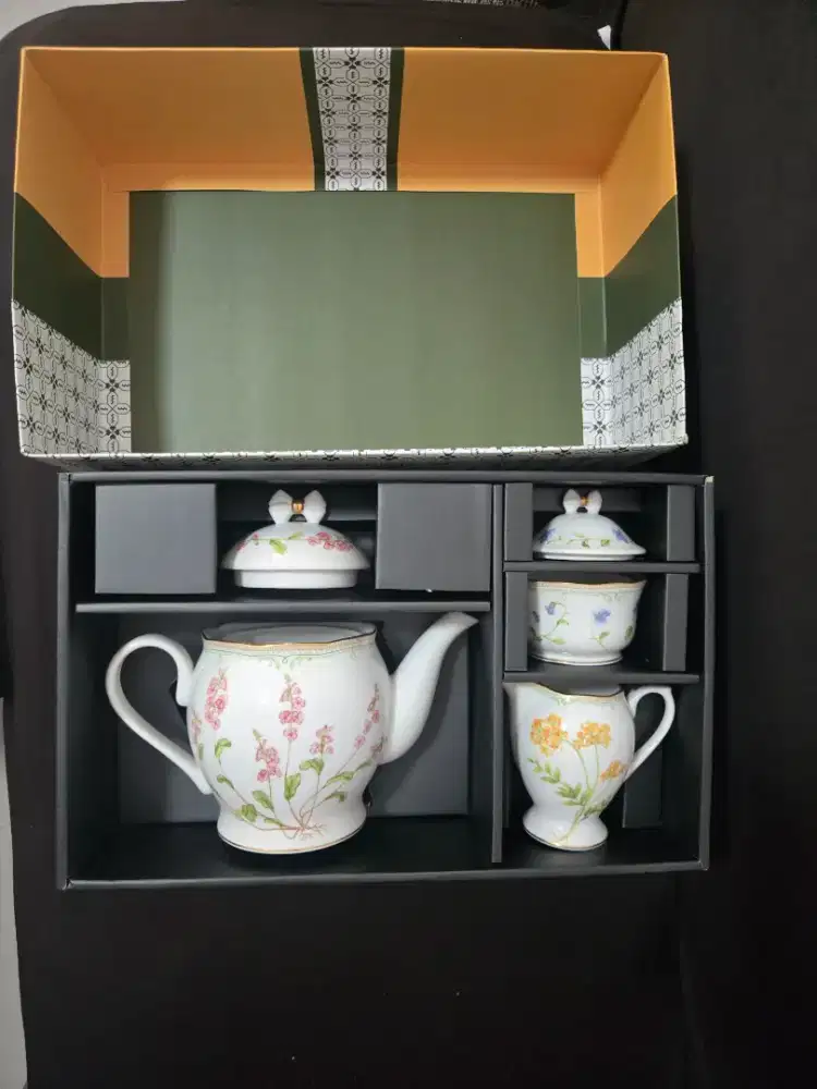 Dijual tea set 5 pcs ST.James
