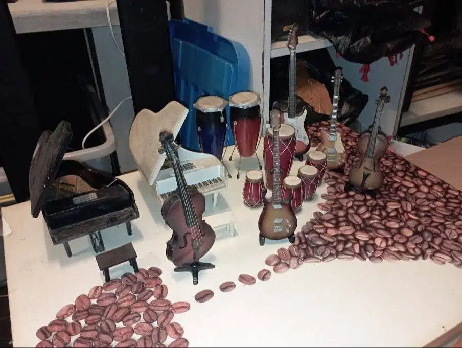 Set Pajangan Miniatur Alat Musik Handicraft