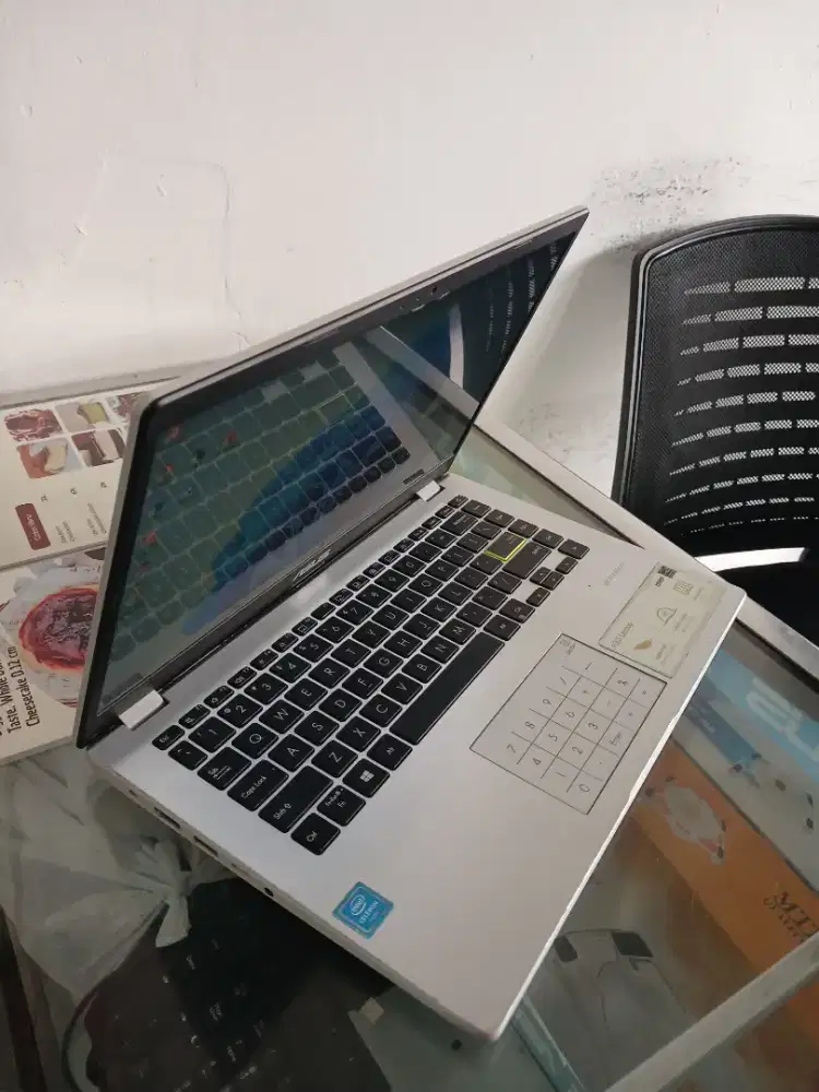 Laptop Asus Vivobook E410M Intel N4020 Ram 4 Ssd 512