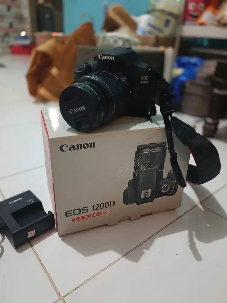Canon EOS 1200D