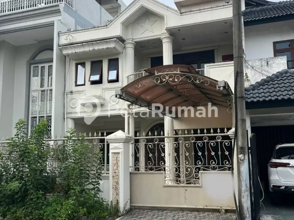 DIJUAL VILLA JALAN KAPTEN SUMARSONO KOMPLEK GRAHA METROPOLITAN - DAERAH HELVETIA (ELVIA)