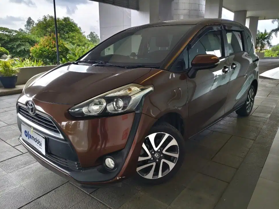 DP MURAH Toyota Sienta 1.5 V Bensin-AT 2016  CFNMF