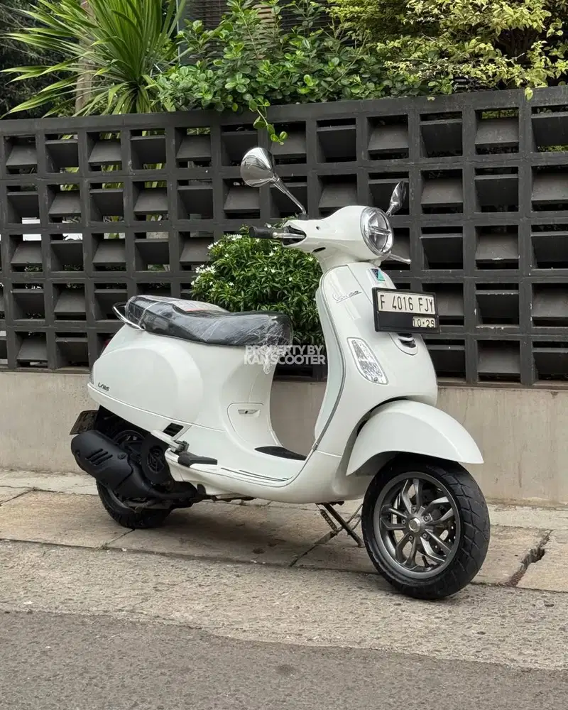 VESPA LX 125 iGET FACELIFT 2023 TERMURAH