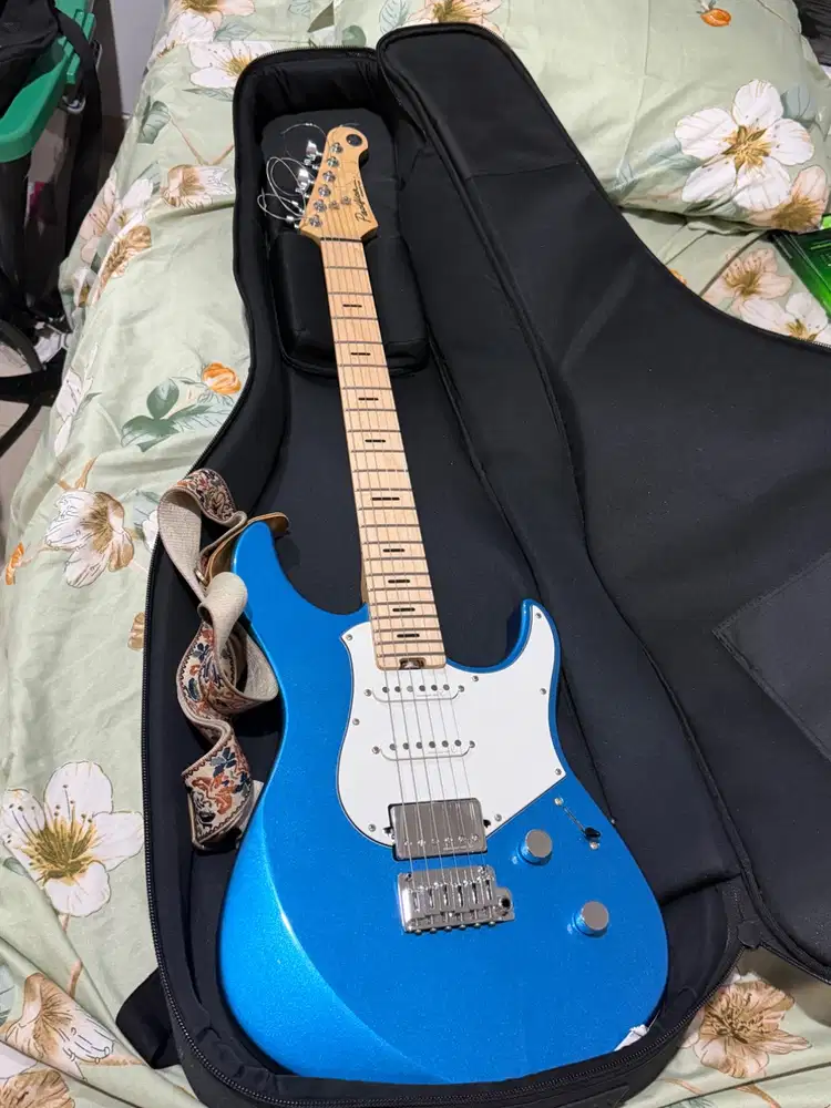gitar yamaha pacs12 standard plus