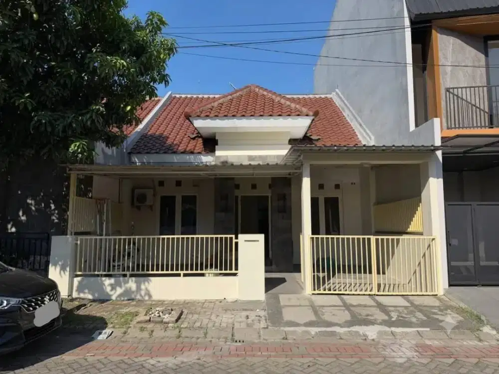 Dijual Rumah 2 Lantai View Taman di Purimas Surabaya