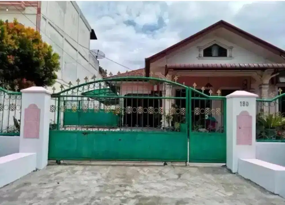 Dijual Rumah di Mainroad Jalan Sisingamangaraja
