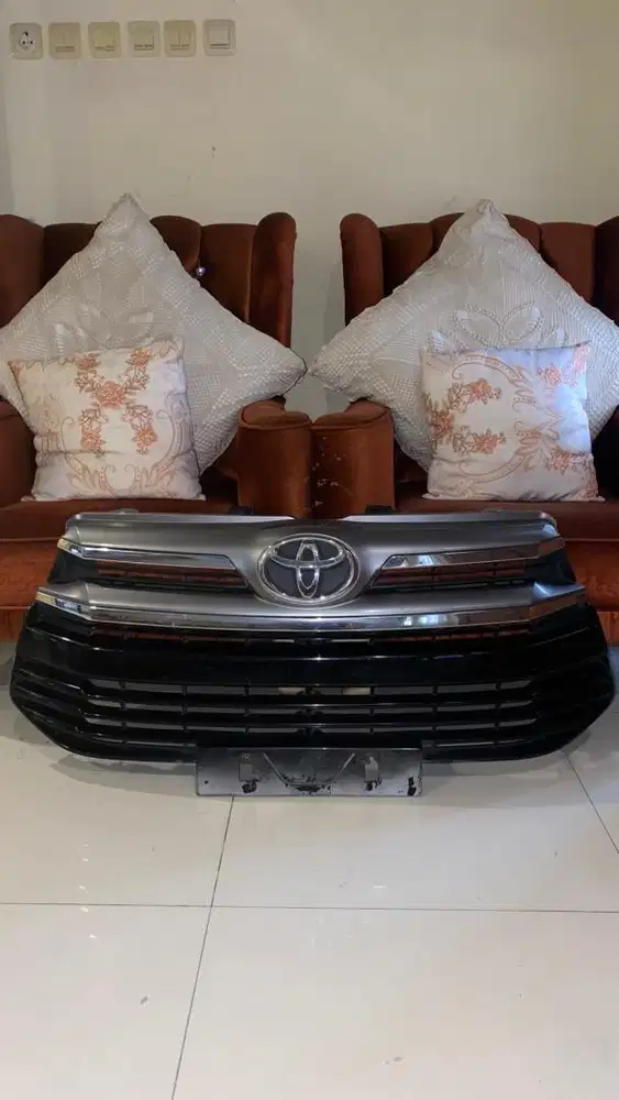 kap depan original innova 2016