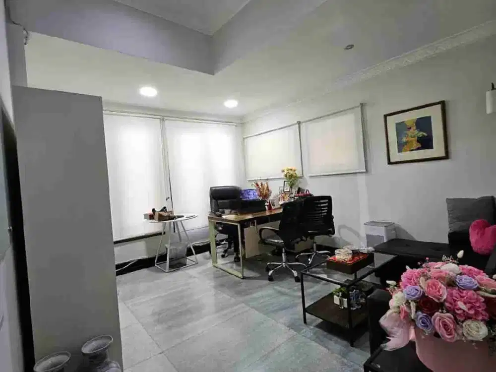 DIJUAL CEPAT RUMAH HOEK KELAPA NIAS KELAPA GADING
STRATEGIS
MURAH