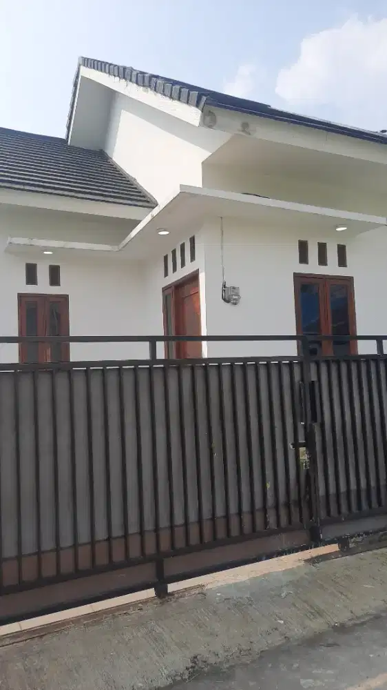 Disewakan Rumah Pesona Laguna 1 Cilangkap Tapos Depok Murah