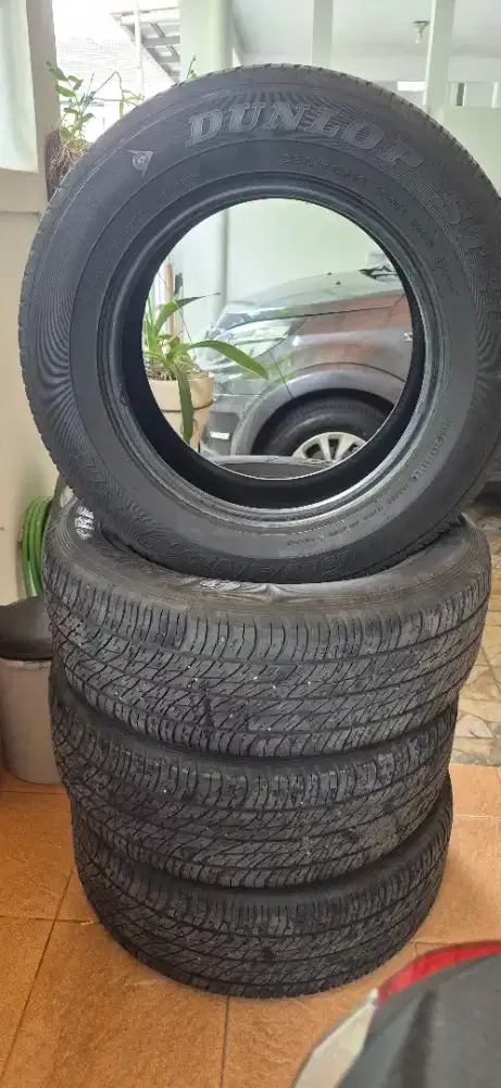Jual 4 ban bekas terios Dunlop GRANDTREK 235 60 R16