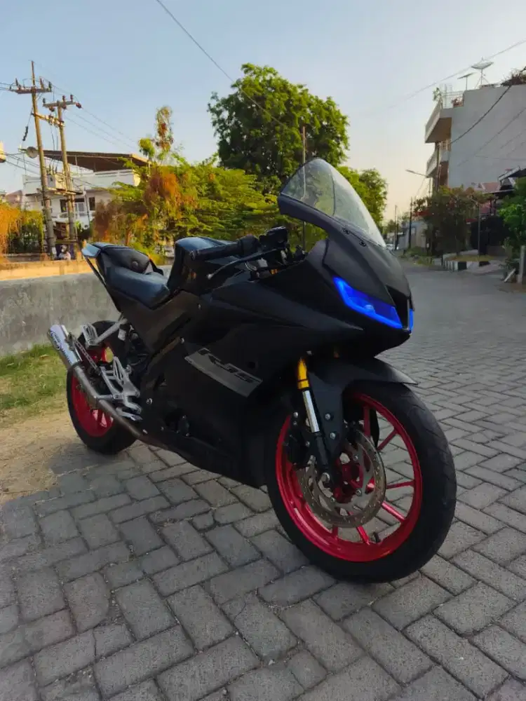 YAMAHA R15 V3 2021
