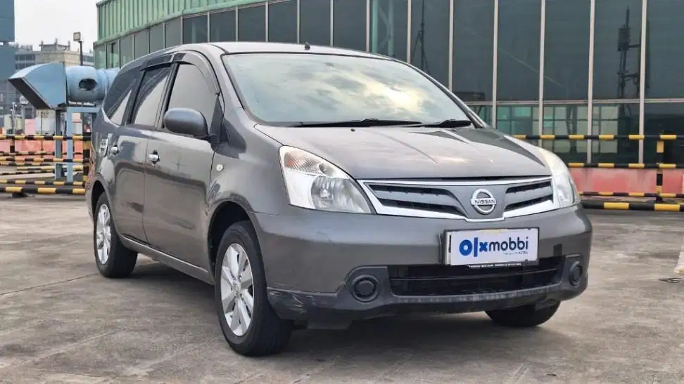 Nissan Grand livina 1.5 SV Bensin-AT 2013