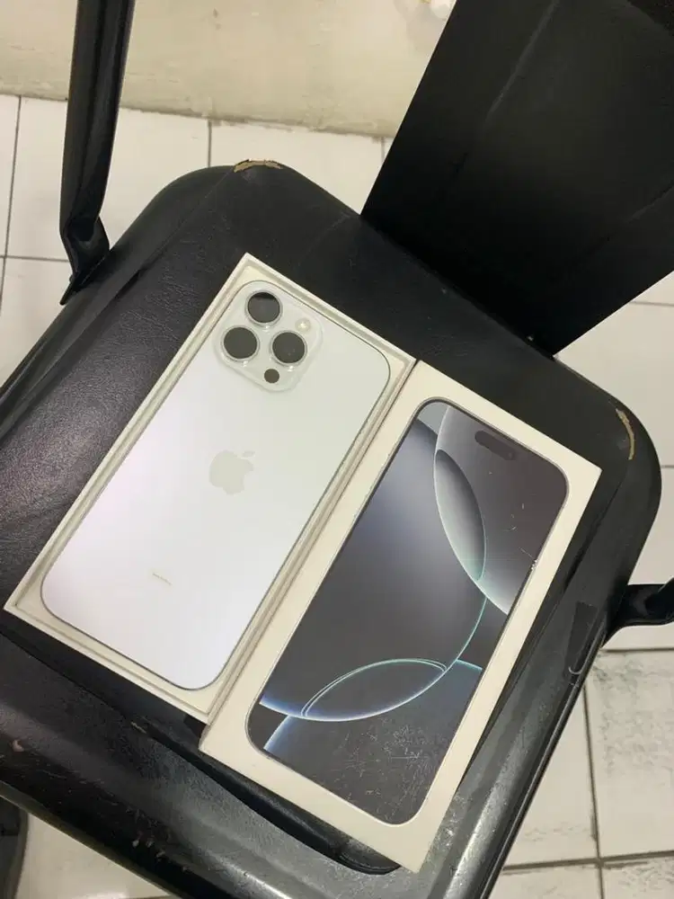 iPhone 16pm 1tb ibox