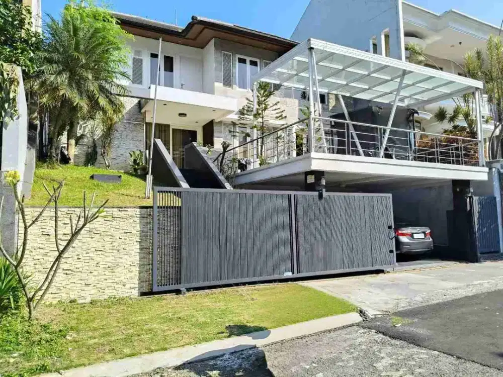 RUMAH MEWAH DI CLUSTER SETRADUTA FULL FURNISHED RECOMENDED