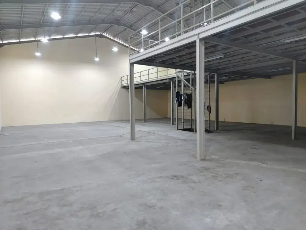 Gudang Cipondoh Jalur 10 Lt 900m2 Cipondoh Tangerang Banten