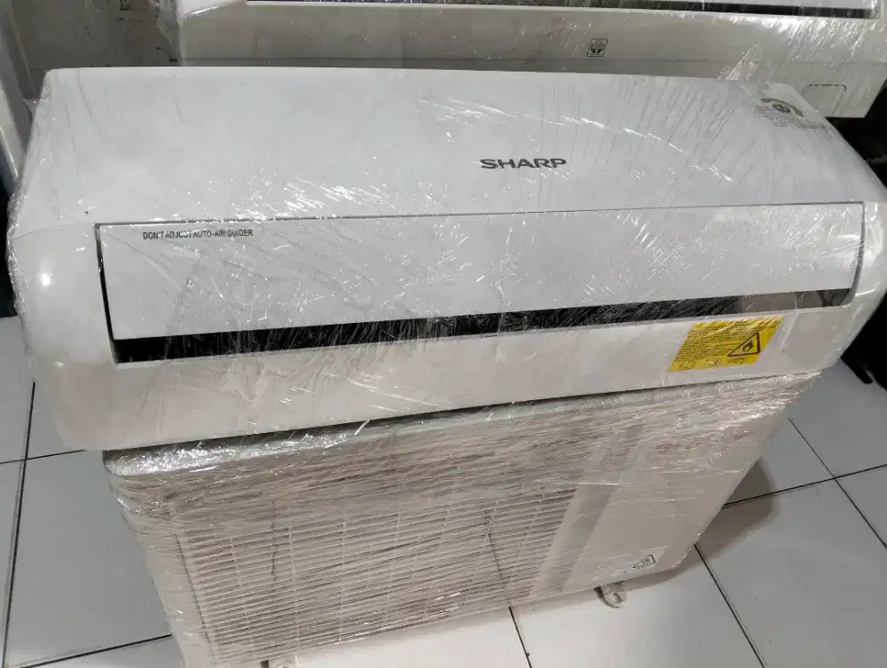 AC 1/2pk Sharp hemat listrik, dijamin masih dingin
