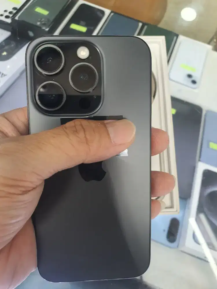 Iphone 15 pro 512 grs resmi