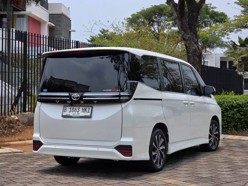 KM.41.RB|RASA BARU| VOXY 2.0 AT TSS 2023 PUTIH PERFECT TDP 35.JT NEGO!