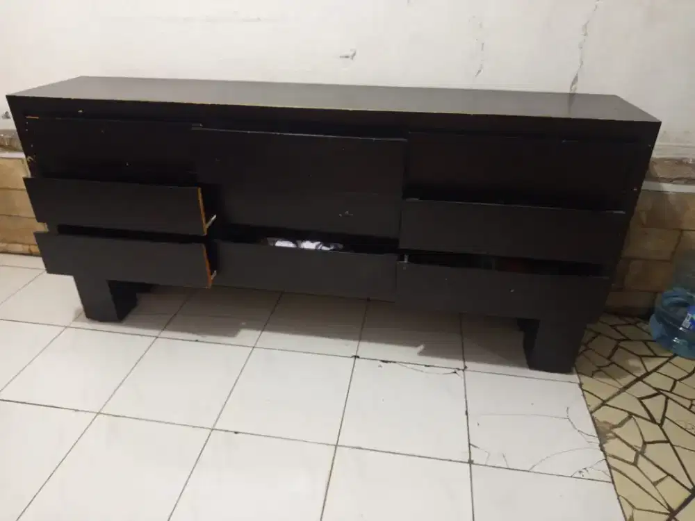 LEMARI LACI / LEMARI TV (ANTI RAYAP) KAYU MAHONI