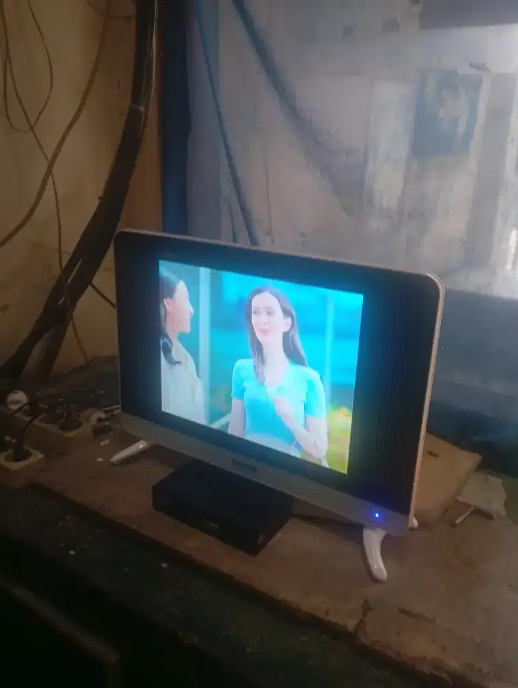 Tv LED IKEDO  24INCH normal masih segel