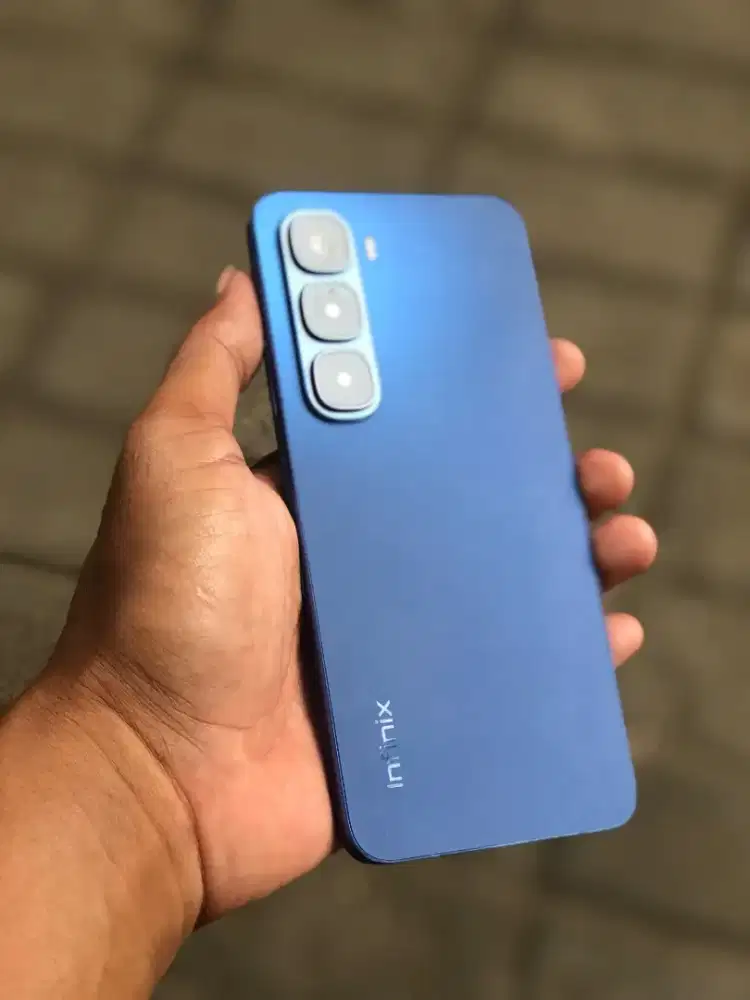 Infinix hot 60i 8/256 HP + Cas Mulus