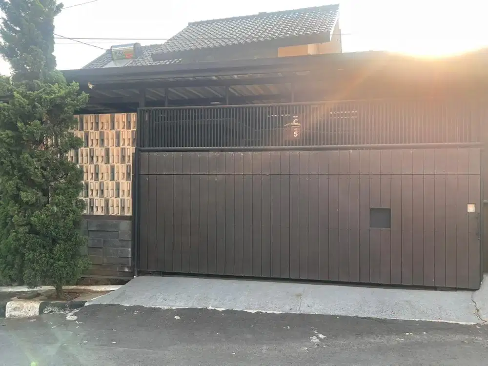 Jual rumah lembah teratai