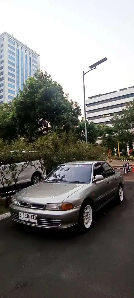 Mitsubishi Lancer 1993 Bensin