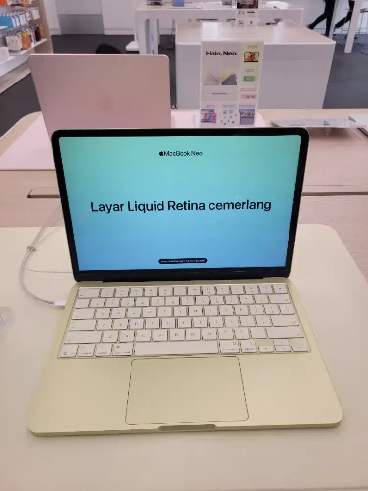 Promo MacBook Neo bisa kredit cicilan ringan tanpa DP