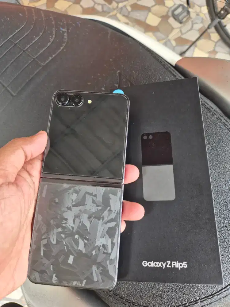 Samsung z flip 5 256GB second lecet murah