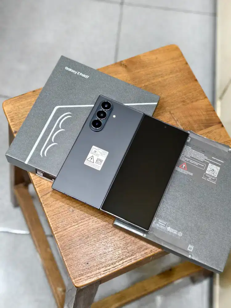 Samsung Galaxy Z Fold 7 12/512Gb Resmi Fullset Original Likenew
